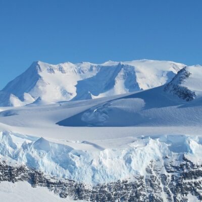 ellsworth-mountain-range-south pole